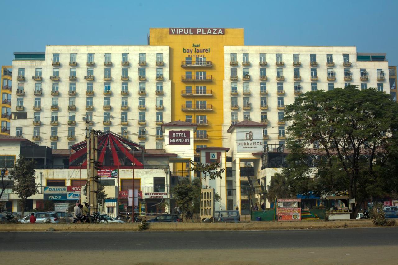 Hotel Bay Laurel Retreat ファリーダーバード エクステリア 写真