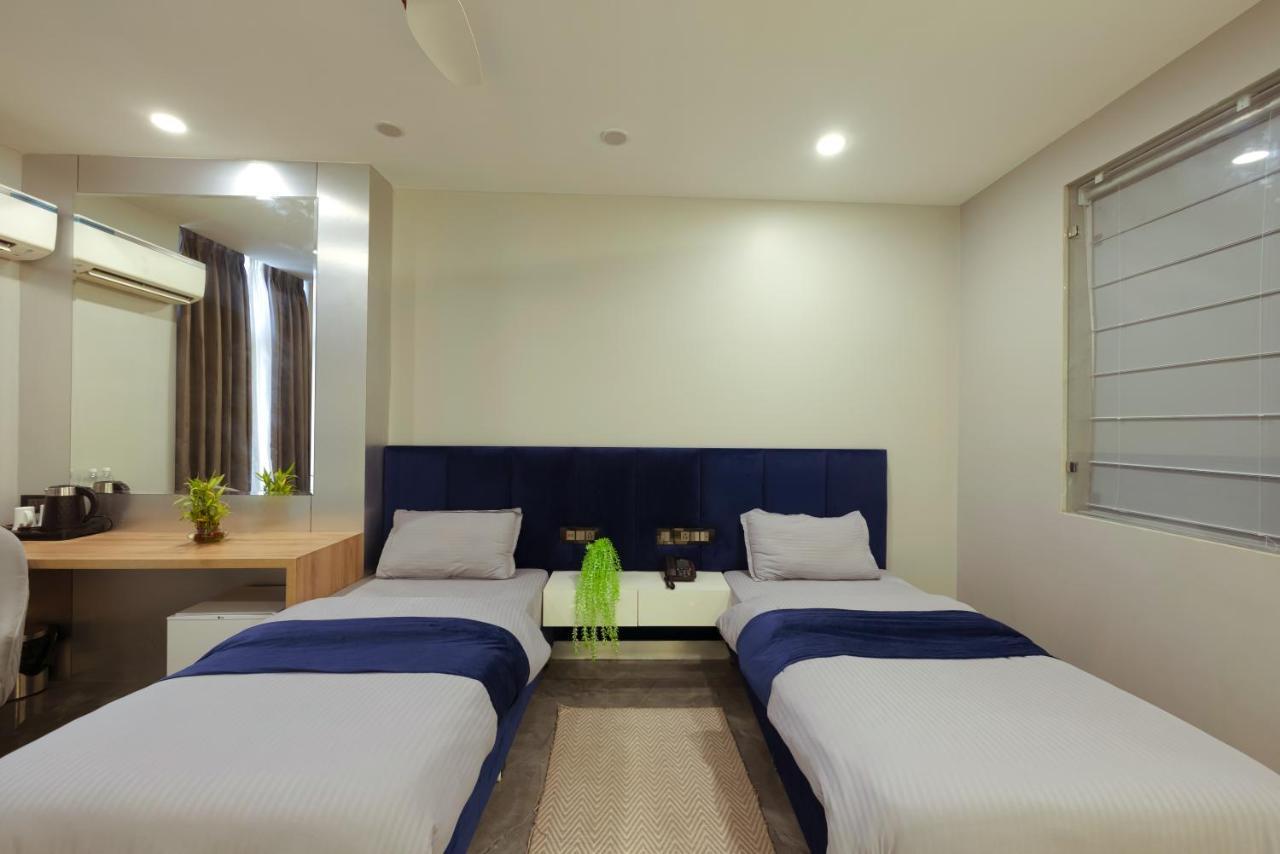 Hotel Bay Laurel Retreat ファリーダーバード エクステリア 写真